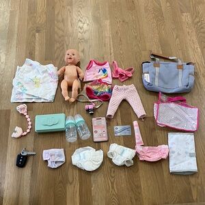 Cititoy Girl Baby Doll And Baby And Pretend Mom Accessories Lot of 22 Items